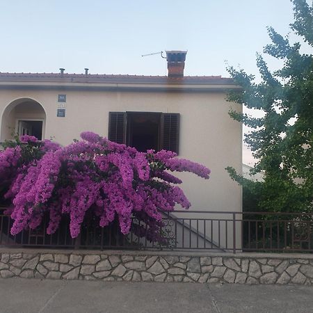 Apartments Mara Mali Lošinj Buitenkant foto